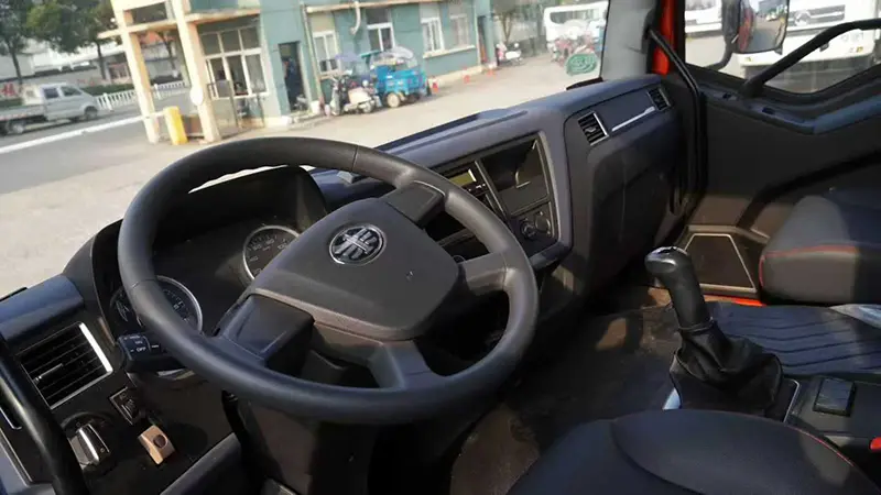 Edible Oil Transport Truck